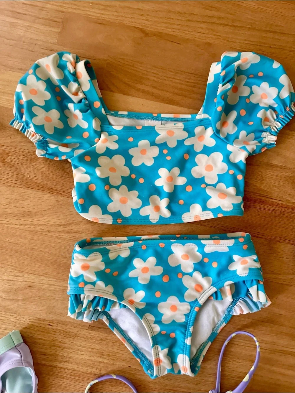 Girls bundle Two-Piece bikini Swimsuit lot-  Sz 4/5 cat and Jack art class